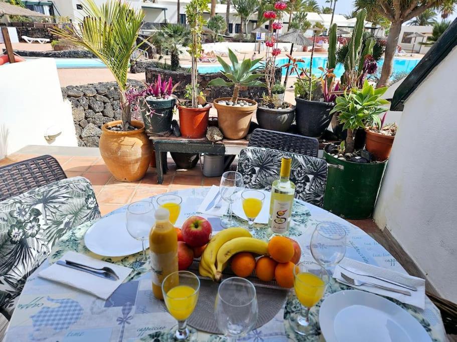 Apartamento Taisa Playa Roca กอสตา เตกีสเซ ภายนอก รูปภาพ